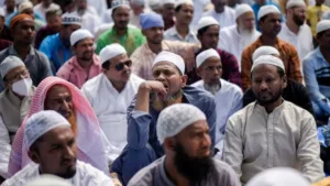 Fastest Growing Religion: 1, 2, 3 कोटी; 2025 मध्ये Muslim संख्या वाढणार, Hindu धर्माची आकडेवारी काय सांगते?